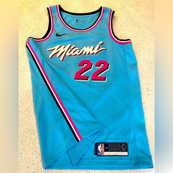 Miami Heat NBA 2019 Jimmy Butler #22 Men’s Jersey - Blue. Medium - Picture 2 of 7